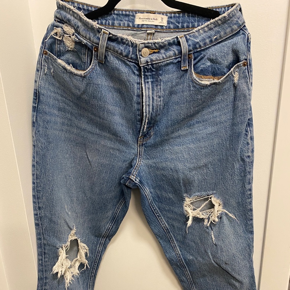 Abercrombie high waist mom jeans size 29 curve love ripped denim